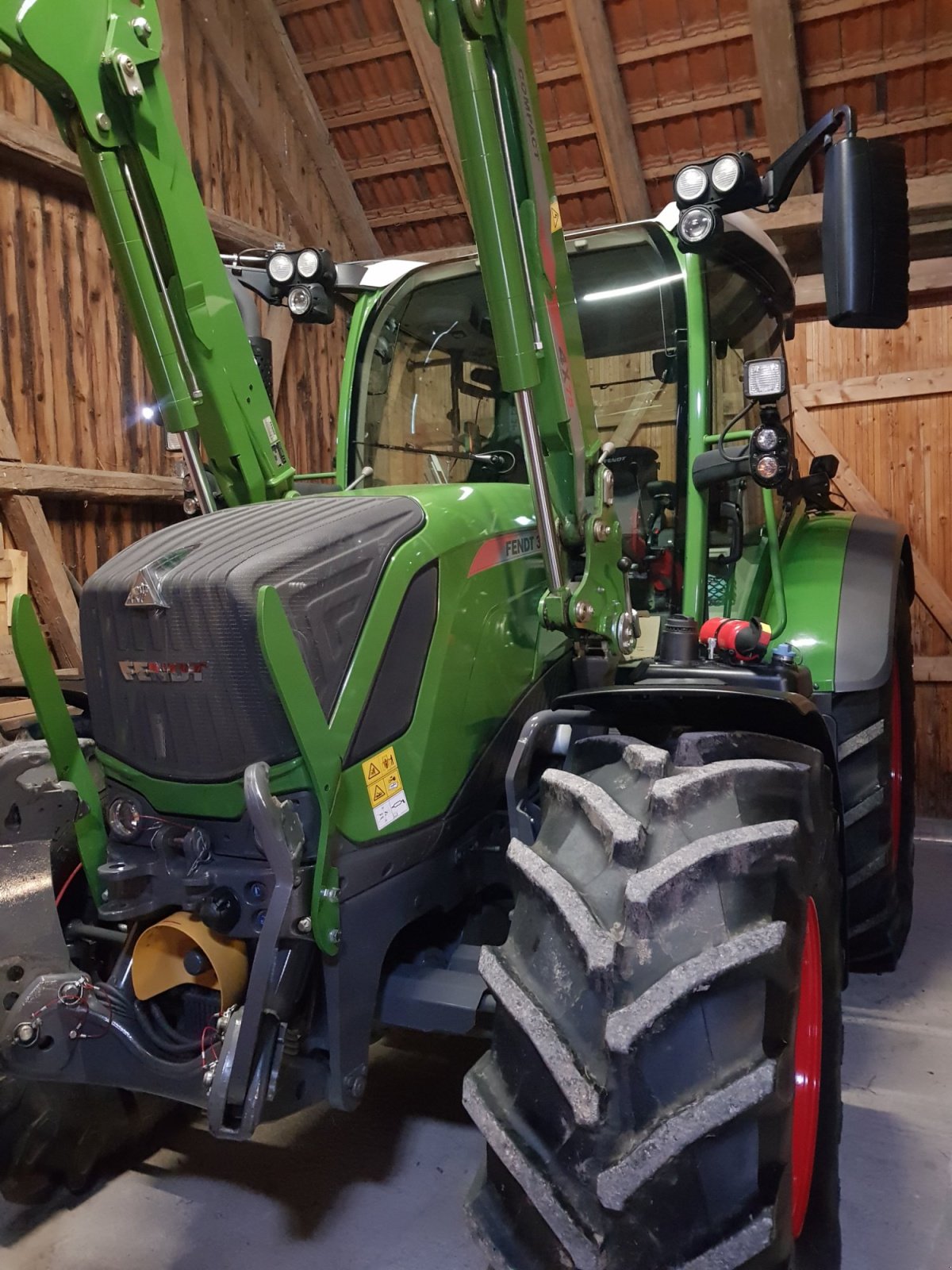 Traktor des Typs Fendt 313 Vario Profi, Gebrauchtmaschine in Königsbrunn (Bild 1)