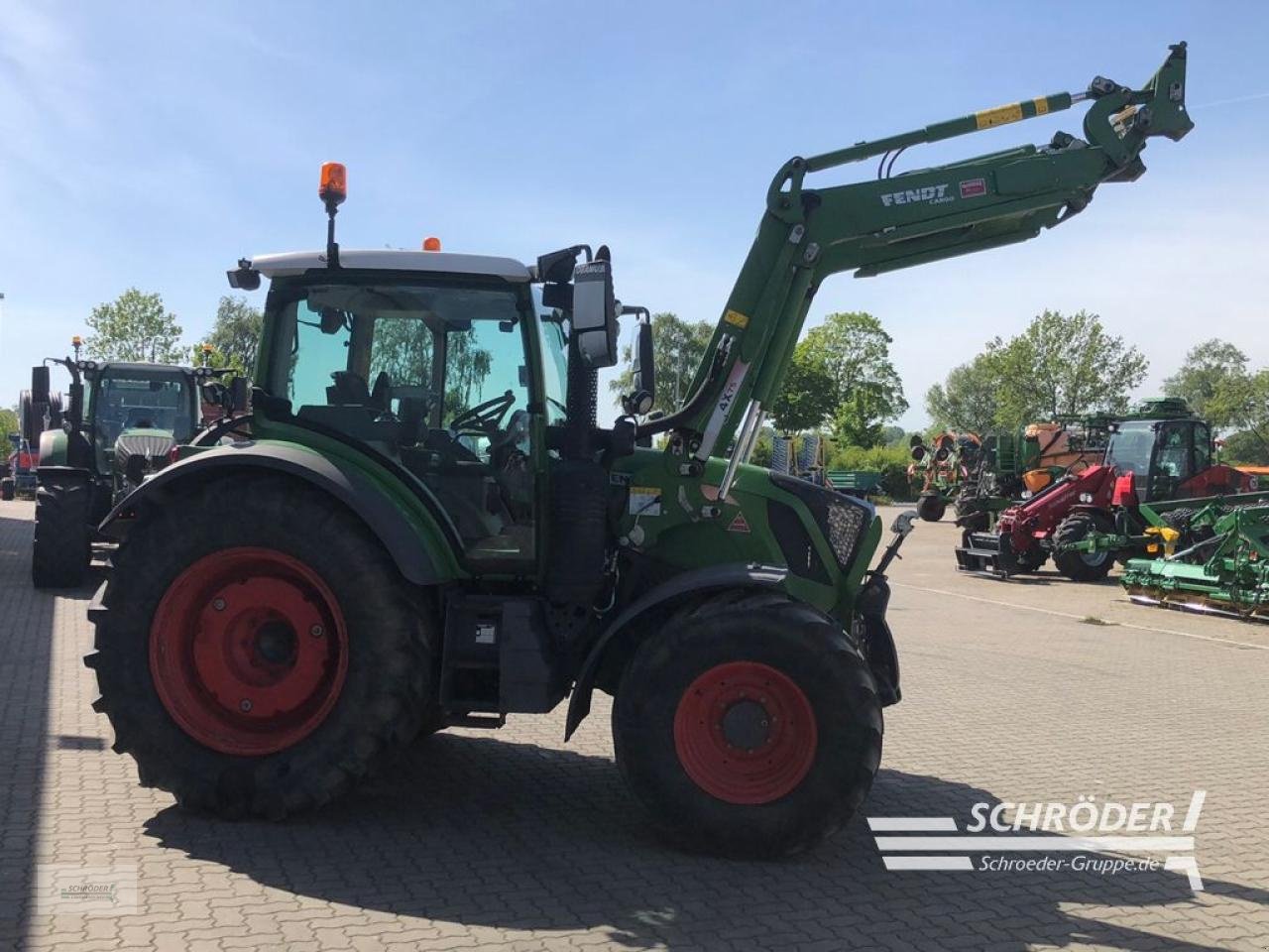 Traktor van het type Fendt 313 VARIO S4 PROFI, Gebrauchtmaschine in Friedland (Foto 13)