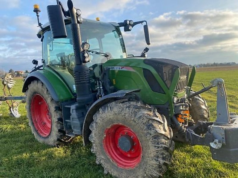 Traktor des Typs Fendt 313 VARIO S4 PROFIPLUS, Gebrauchtmaschine in Sainte-Croix-en-Plaine (Bild 1)