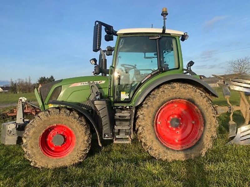 Traktor des Typs Fendt 313 VARIO S4 PROFIPLUS, Gebrauchtmaschine in Sainte-Croix-en-Plaine (Bild 4)