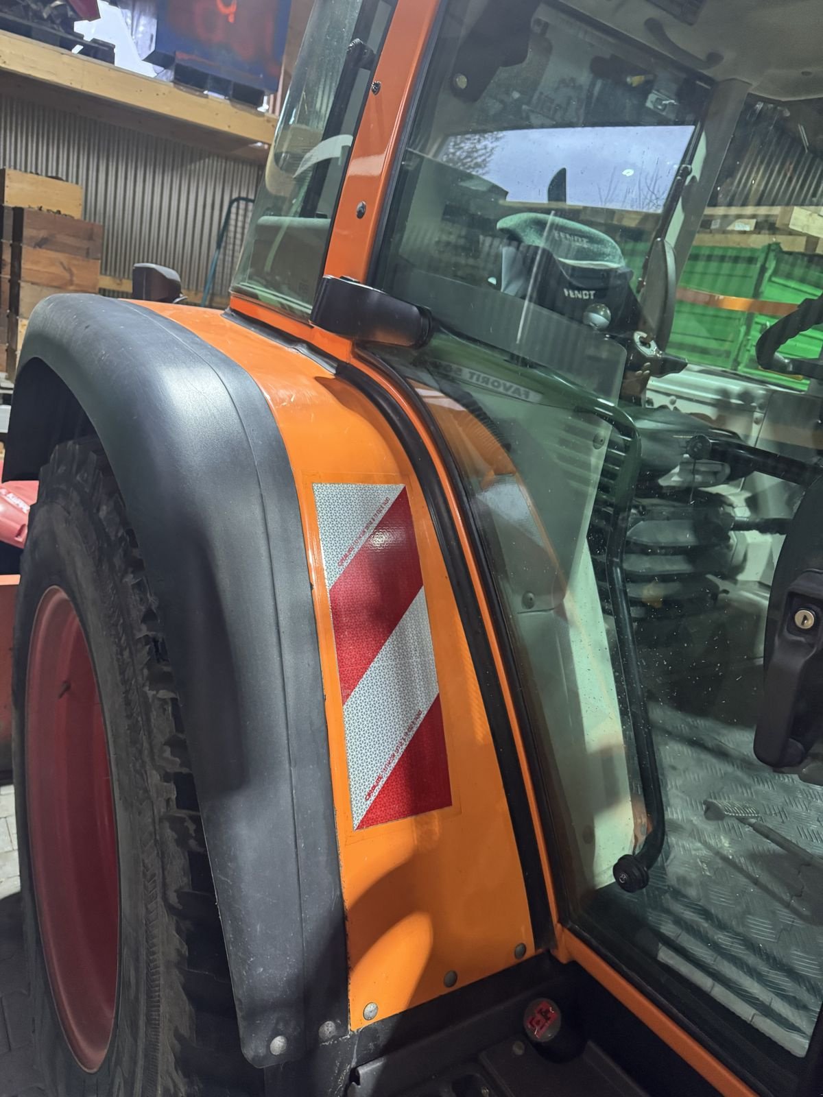 Traktor des Typs Fendt 313 Vario, Gebrauchtmaschine in Saldenburg (Bild 3)