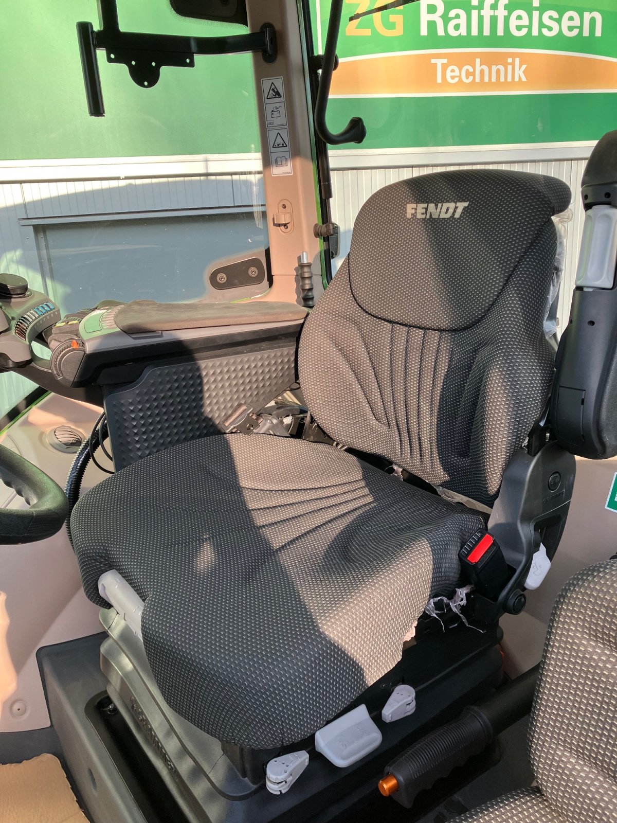 Traktor типа Fendt 314 Profi Plus Setting 2   RTK, Gebrauchtmaschine в Mühlhausen-Ehingen (Фотография 6)