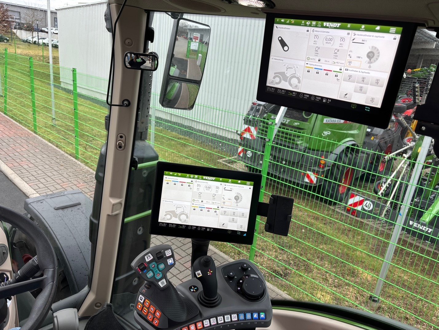Traktor des Typs Fendt 314 Vario Gen4 Profi+ Setting2, Gebrauchtmaschine in Petersberg (Bild 9)
