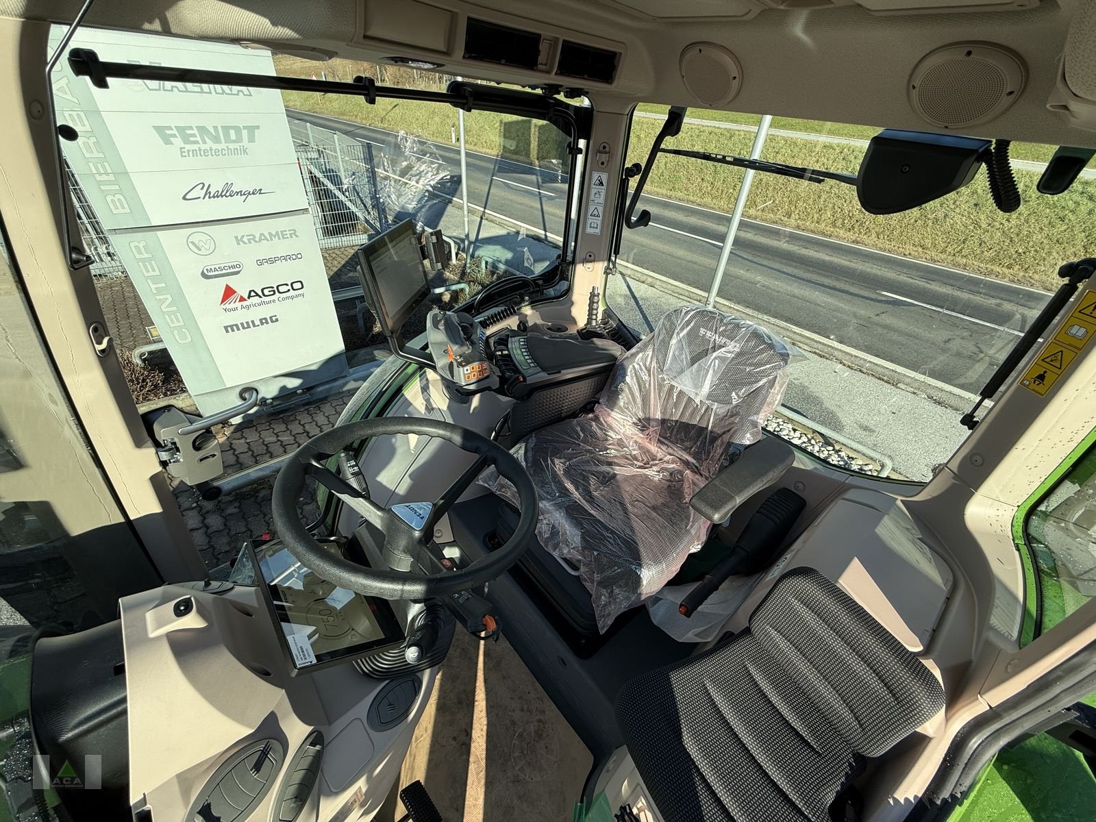 Traktor of the type Fendt 314 Vario Profi, Neumaschine in Markt Hartmannsdorf (Picture 11)