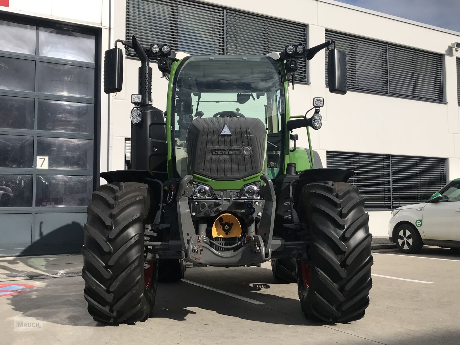 Traktor des Typs Fendt 314 Vario Profi, Neumaschine in Burgkirchen (Bild 9)
