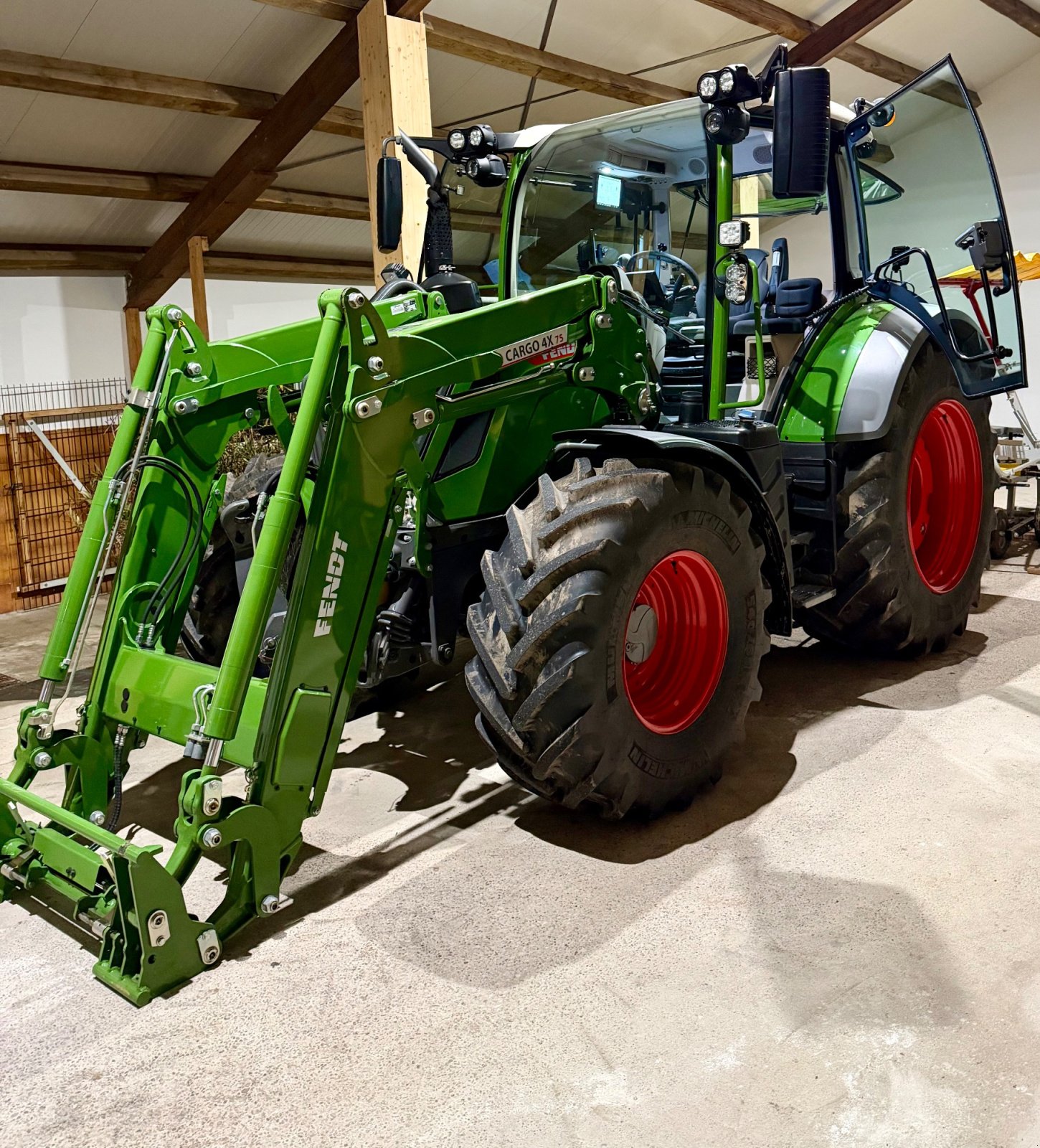 Traktor typu Fendt 314 Vario ProfiPlus, Gebrauchtmaschine w Arberg (Zdjęcie 4)