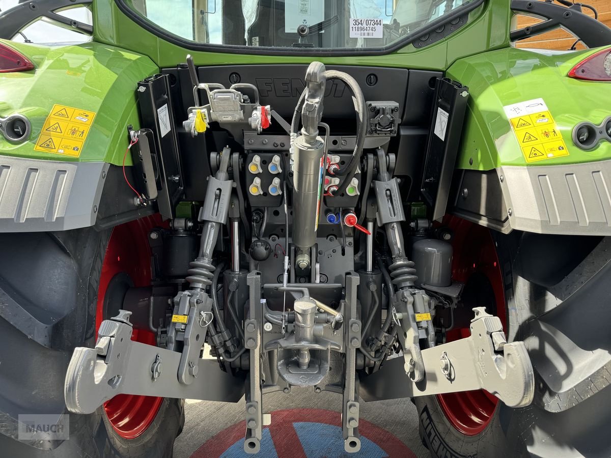 Traktor of the type Fendt 314 Vario, Neumaschine in Burgkirchen (Picture 9)