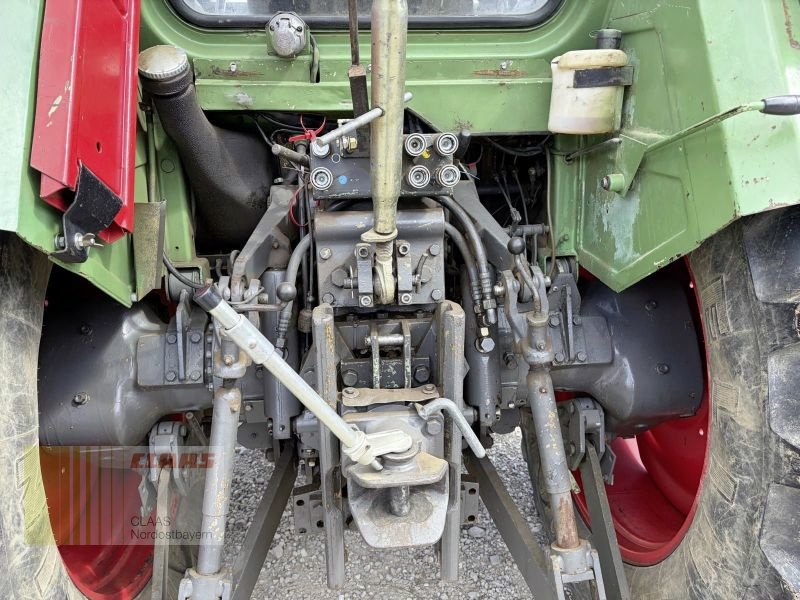 Traktor des Typs Fendt 380 GT, Gebrauchtmaschine in Bad Abbach (Bild 11)
