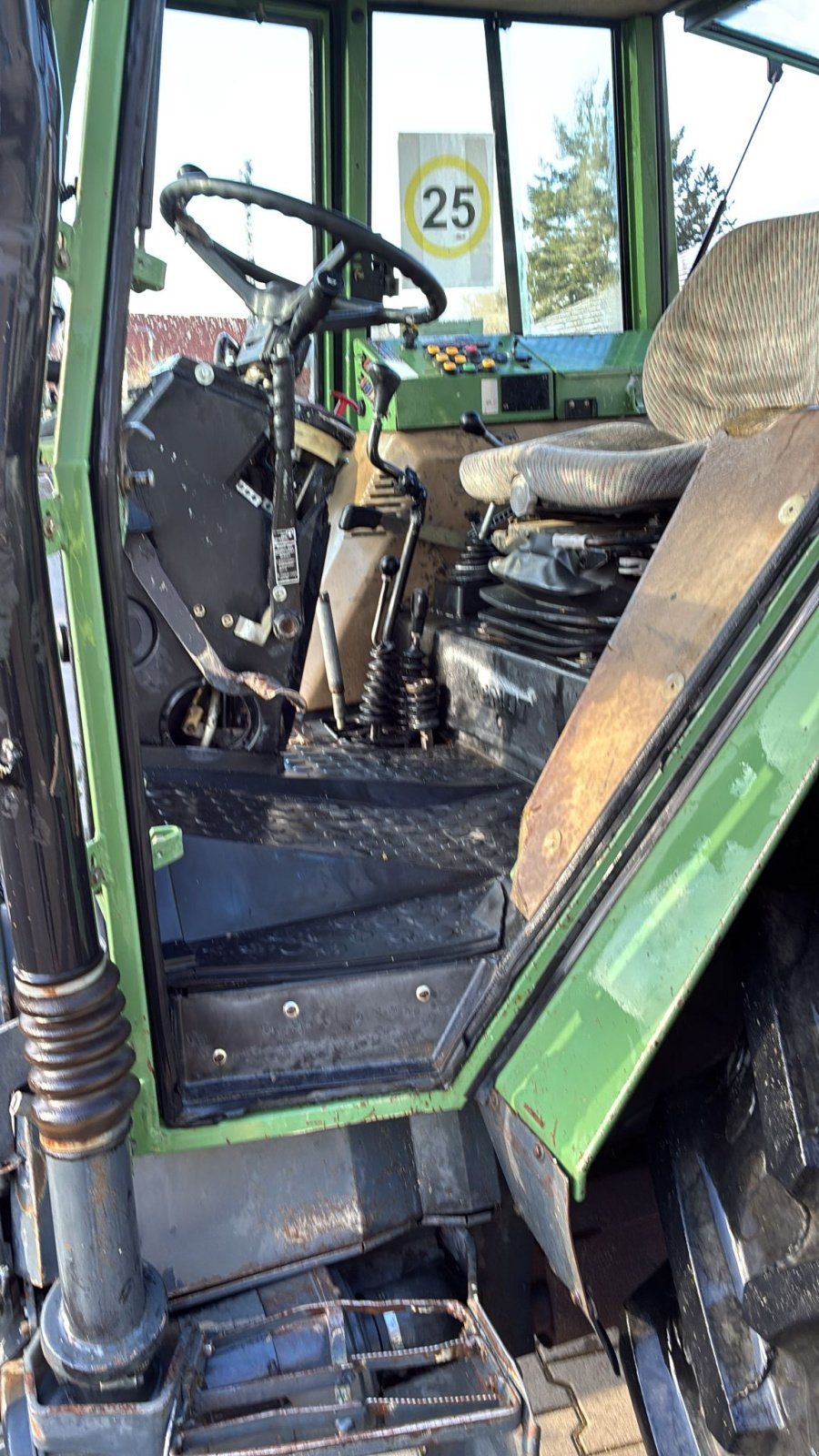 Traktor typu Fendt 380 GT, Gebrauchtmaschine w Möttingen (Zdjęcie 7)