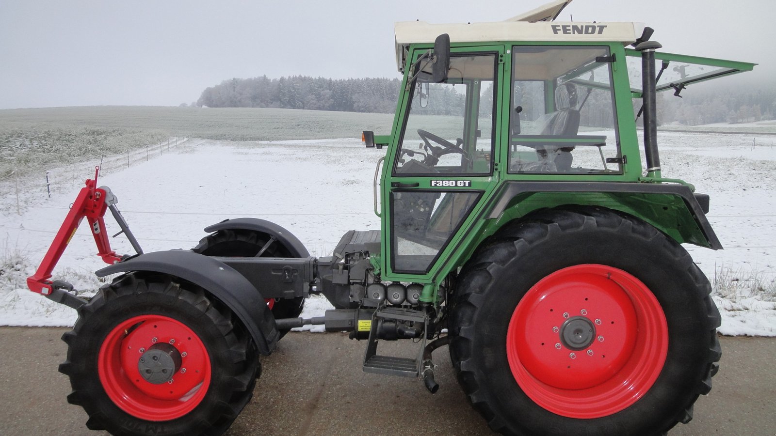 Traktor des Typs Fendt 380 GTA, Gebrauchtmaschine in Michelsneukirchen (Bild 1)