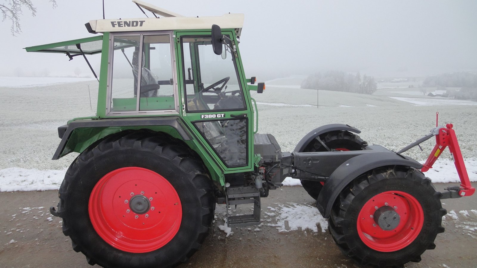 Traktor типа Fendt 380 GTA, Gebrauchtmaschine в Michelsneukirchen (Фотография 14)