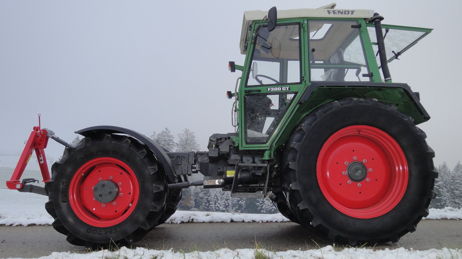 Traktor типа Fendt 380 GTA, Gebrauchtmaschine в Michelsneukirchen (Фотография 19)