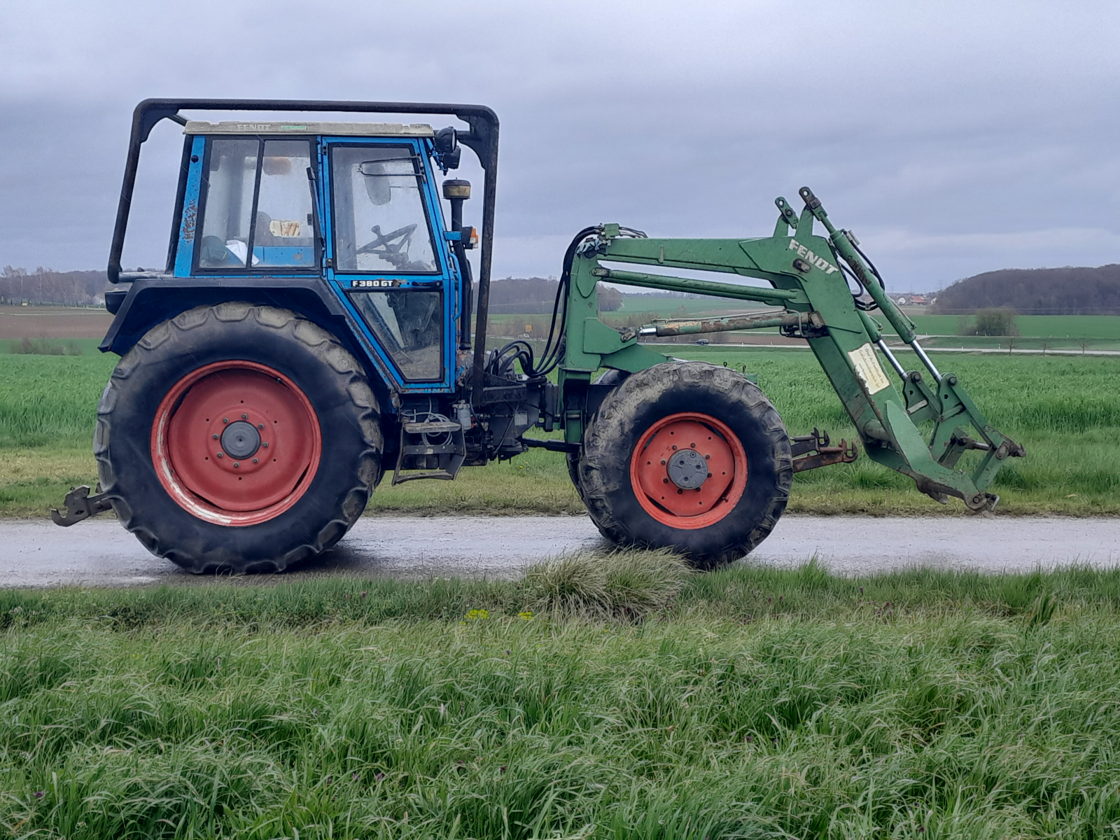 Traktor des Typs Fendt 380 GTA, Gebrauchtmaschine in kupferzell  (Bild 4)