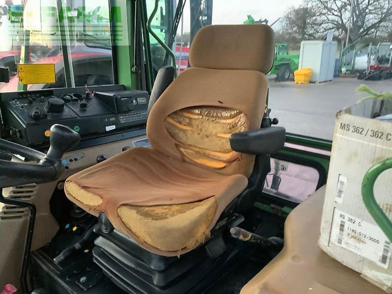 Traktor of the type Fendt 395 gt tool carrier tractor (st25448), Gebrauchtmaschine in SHAFTESBURY (Picture 20)