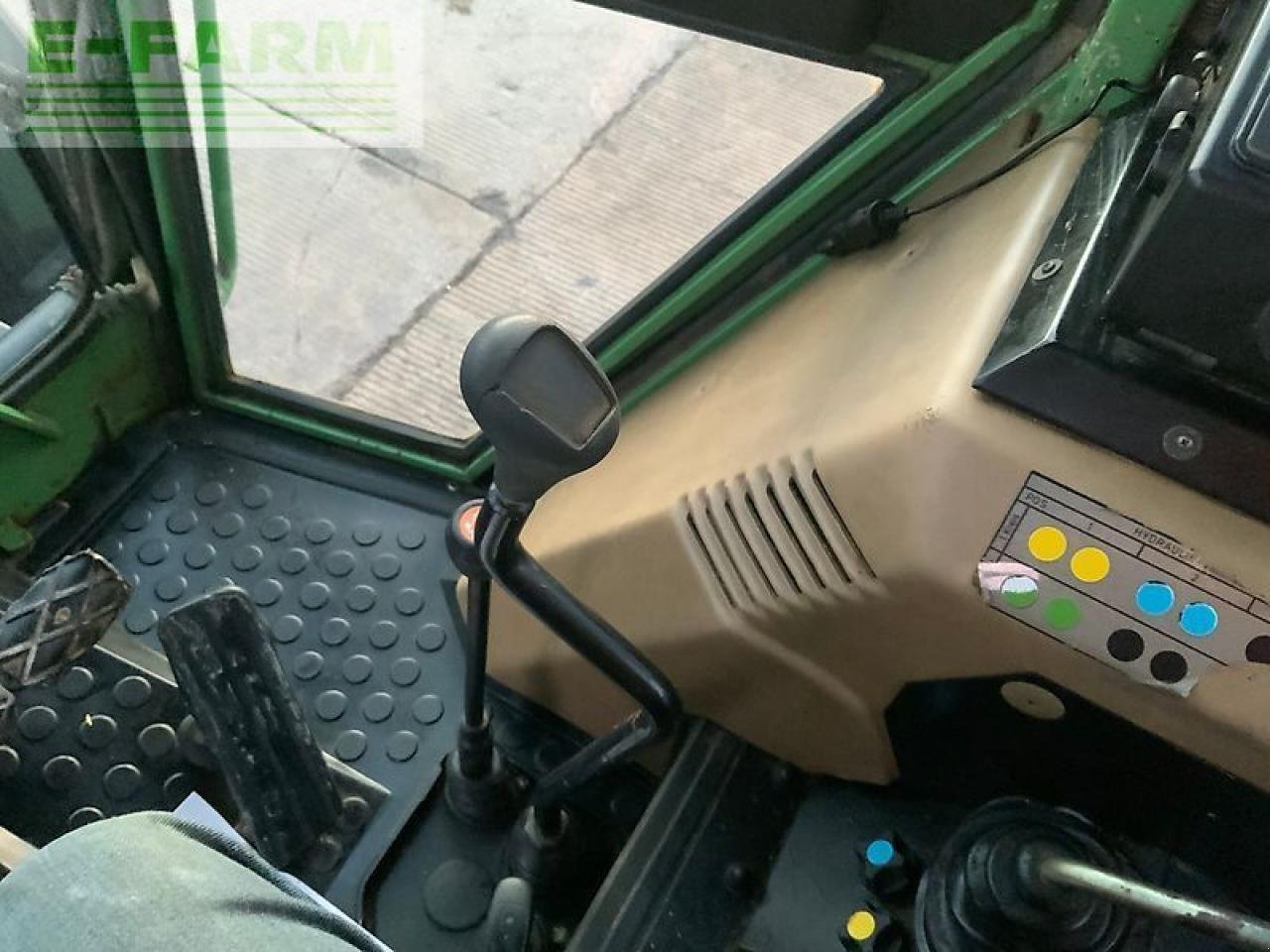 Traktor of the type Fendt 395 gt tool carrier tractor (st25448), Gebrauchtmaschine in SHAFTESBURY (Picture 21)