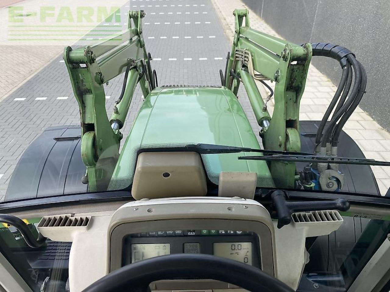 Traktor типа Fendt 409 vario met stoll fz 35 voorlader, Gebrauchtmaschine в gg VEGHEL (Фотография 17)