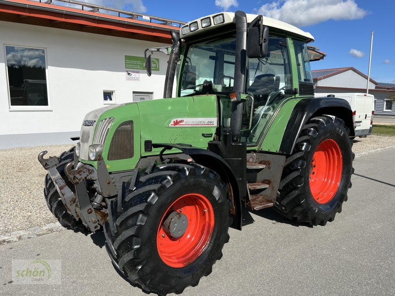 Traktor типа Fendt 411 Vario aus erster Hand - 50 km/h und mit FH, FZ, DL,..., Gebrauchtmaschine в Burgrieden