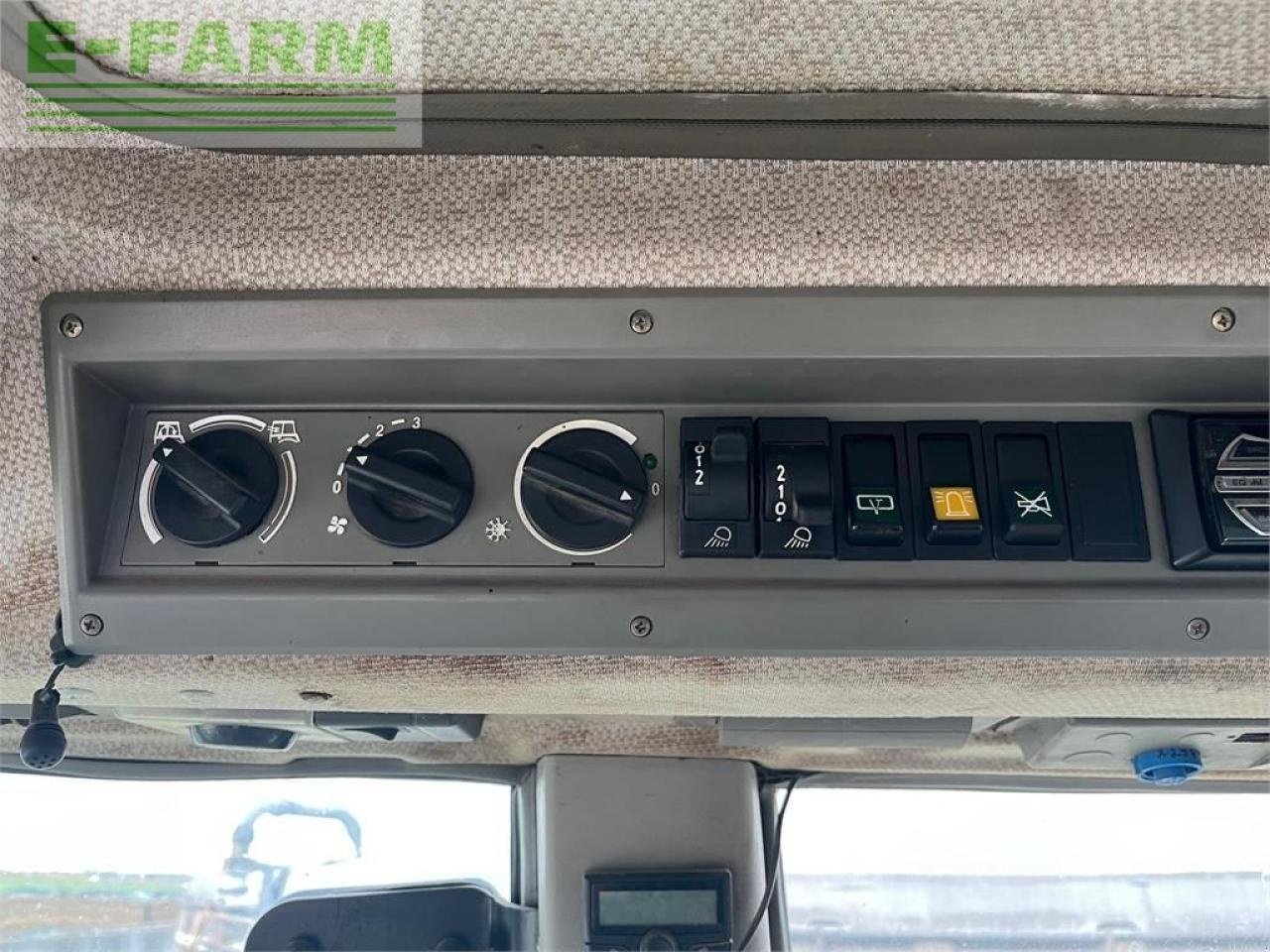 Traktor typu Fendt 411 vario, Gebrauchtmaschine v gg VEGHEL (Obrázek 4)