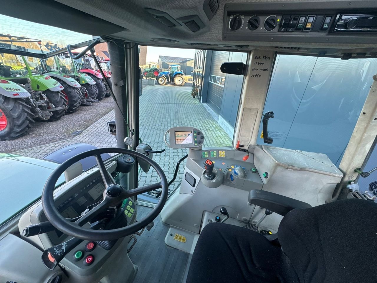 Traktor типа Fendt 411 Vario, Gebrauchtmaschine в Daarle (Фотография 10)