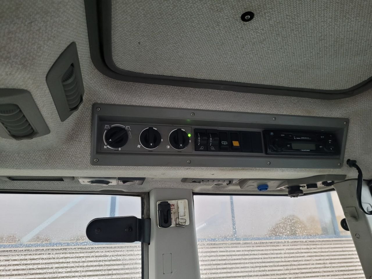 Traktor van het type Fendt 412 vario com3 410/411/413, Gebrauchtmaschine in Houten (Foto 4)