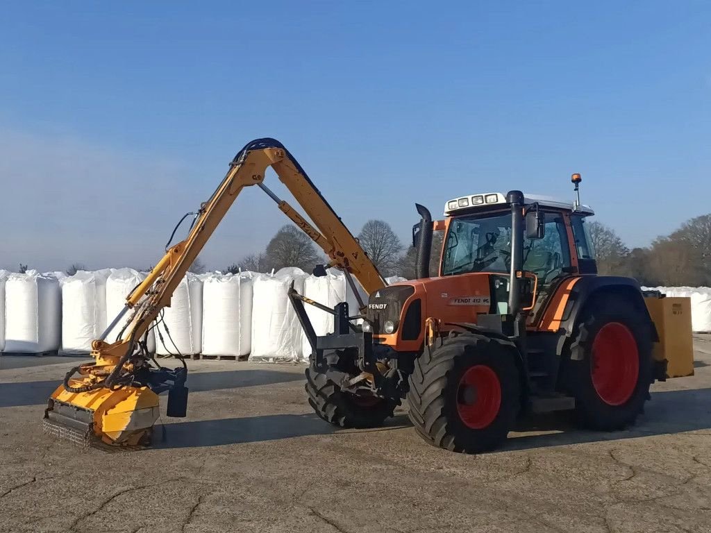 Traktor typu Fendt 412 VARIO met maaiarm HERDER, Gebrauchtmaschine w Groningen (Zdjęcie 4)
