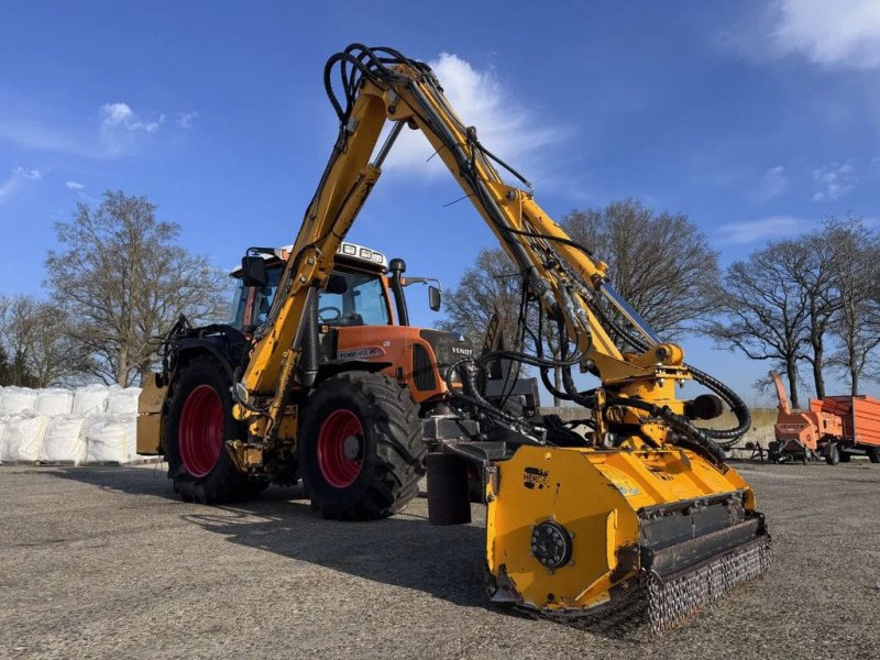 Traktor typu Fendt 412 VARIO met maaiarm HERDER, Gebrauchtmaschine w Groningen