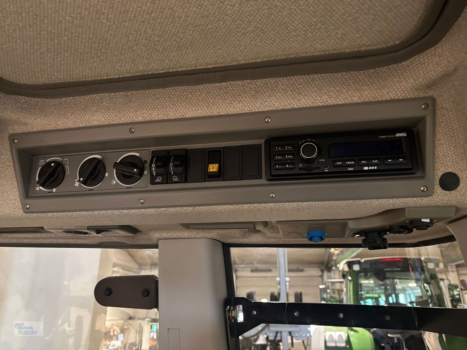 Traktor typu Fendt 412 Vario mit ** NEUEM MOTOR **, Gebrauchtmaschine v Deutsch-Wagram (Obrázek 20)