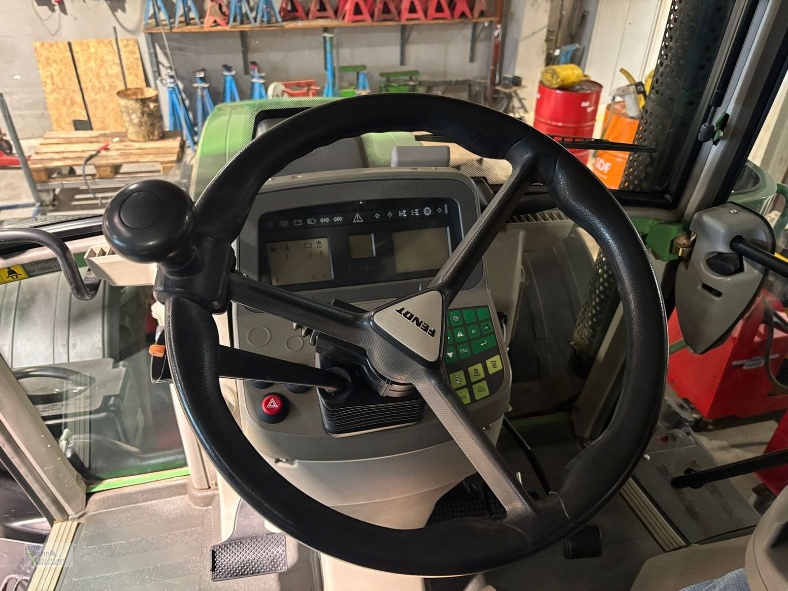 Traktor typu Fendt 412 Vario mit ** NEUEM MOTOR **, Gebrauchtmaschine v Deutsch-Wagram (Obrázek 18)