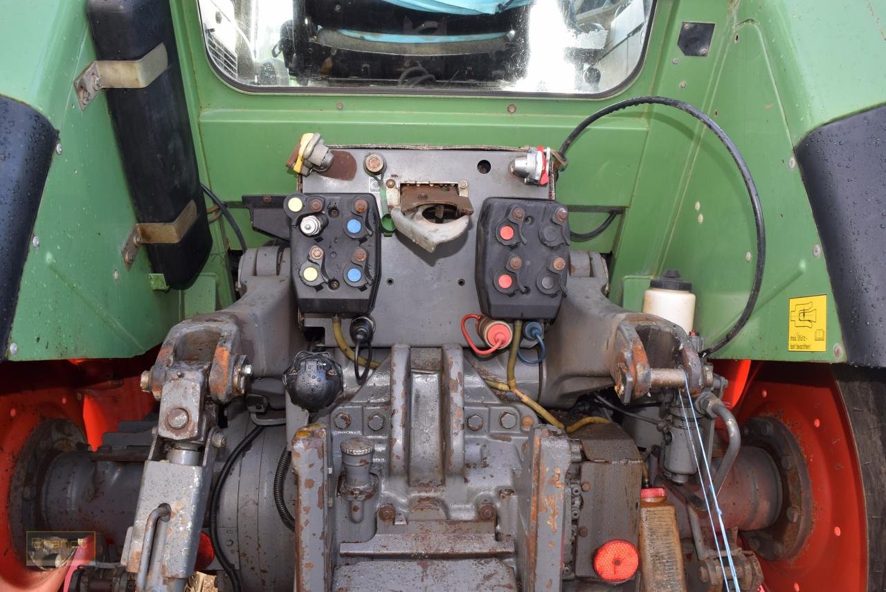Traktor des Typs Fendt 412 Vario, Gebrauchtmaschine in Oyten (Bild 5)
