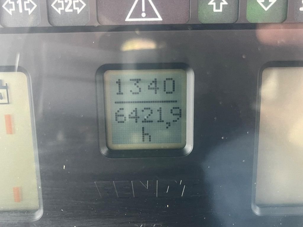 Traktor des Typs Fendt 412 VARIO, Gebrauchtmaschine in Hapert (Bild 10)