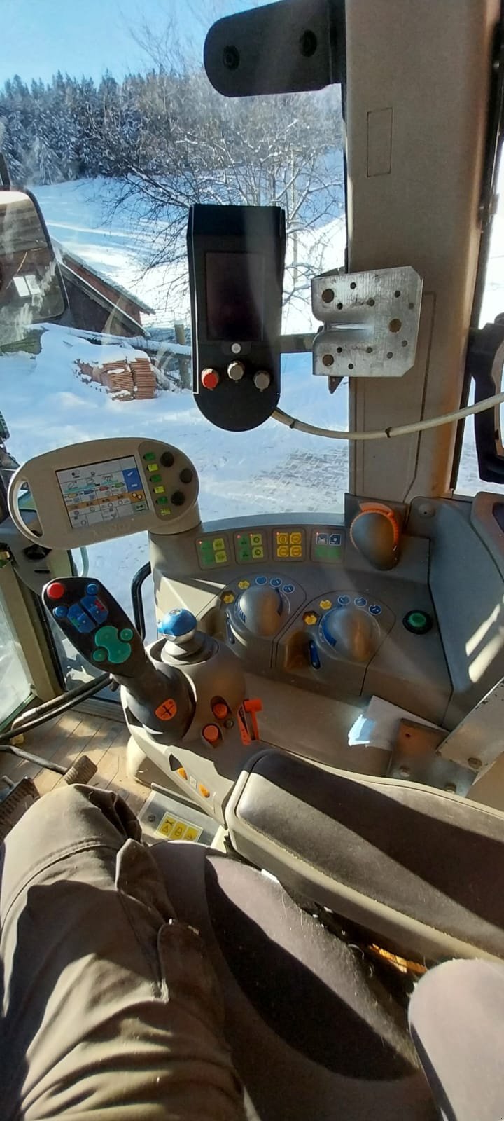 Traktor типа Fendt 412  Vario, Gebrauchtmaschine в Donaueschingen (Фотография 11)