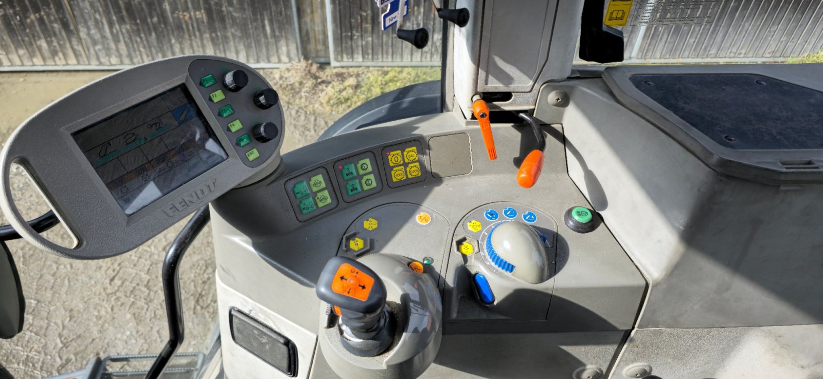 Traktor typu Fendt 412  Vario, Gebrauchtmaschine v Untergriesbach (Obrázok 2)