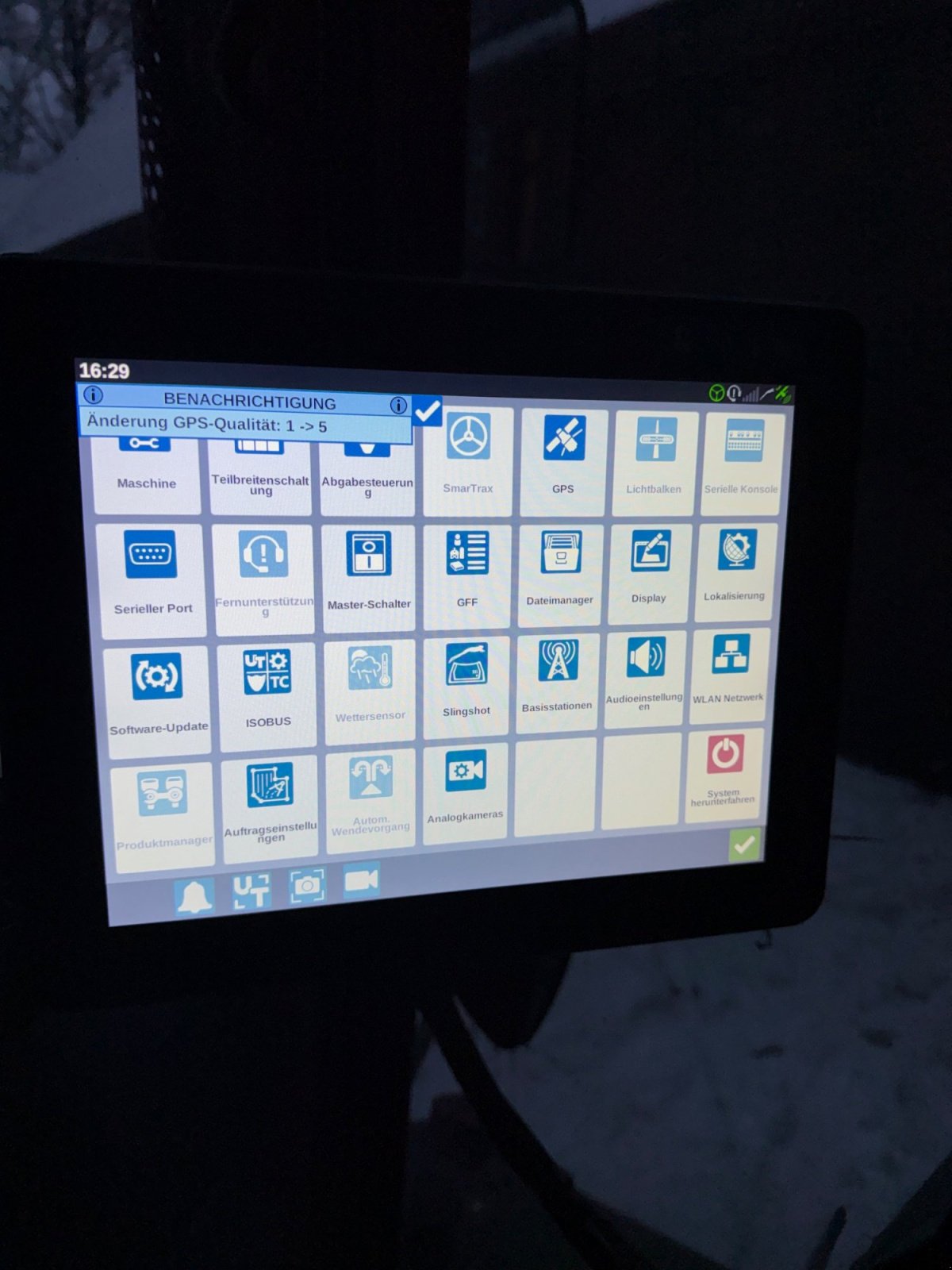 Traktor typu Fendt 412  Vario, Gebrauchtmaschine w Bergen (Zdjęcie 2)