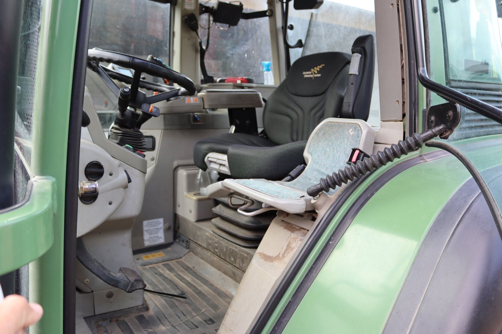 Traktor typu Fendt 412  Vario, Gebrauchtmaschine v Wendeburg (Obrázek 12)