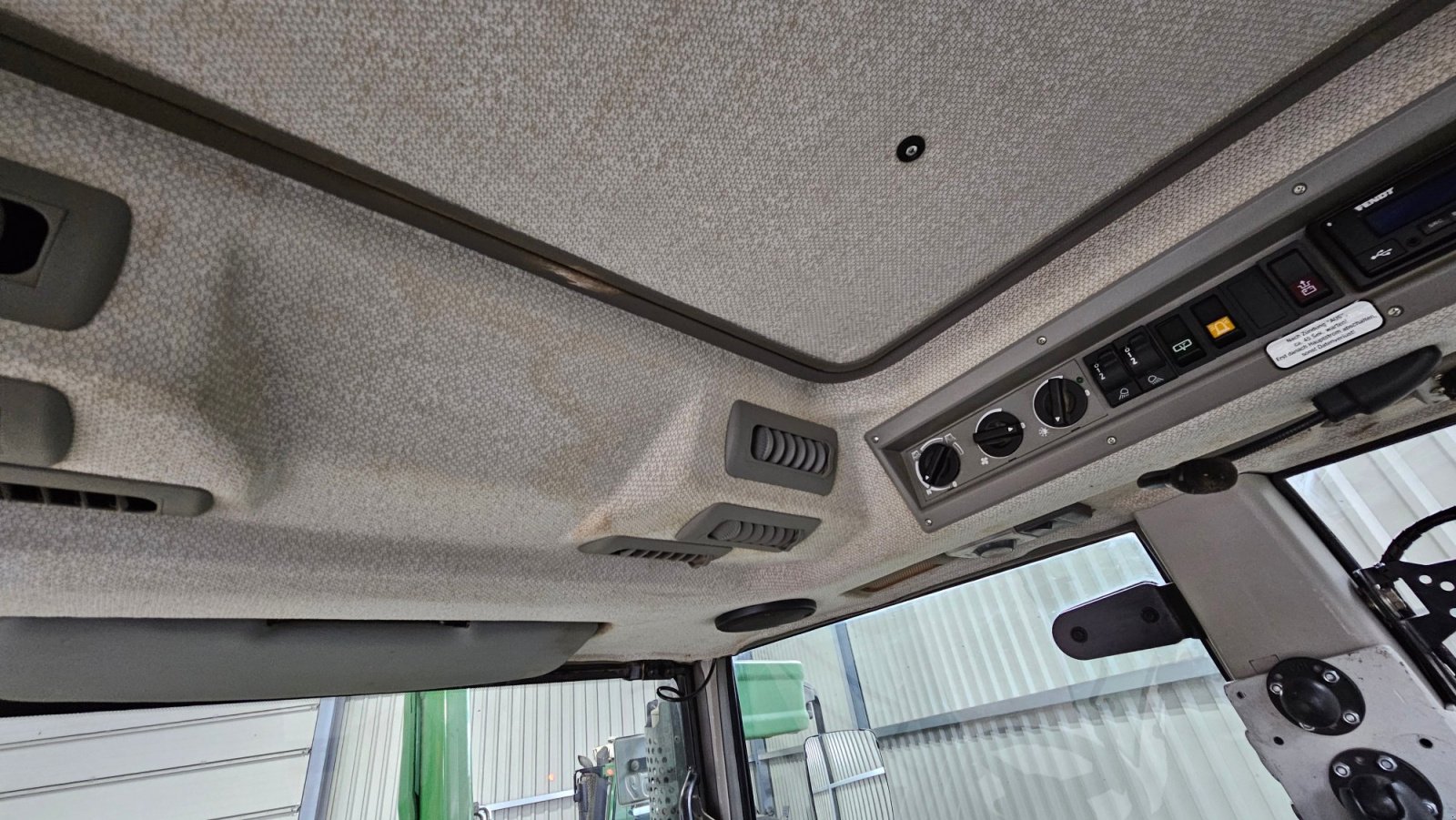 Traktor typu Fendt 412  Vario, Gebrauchtmaschine w Gernach (Zdjęcie 15)