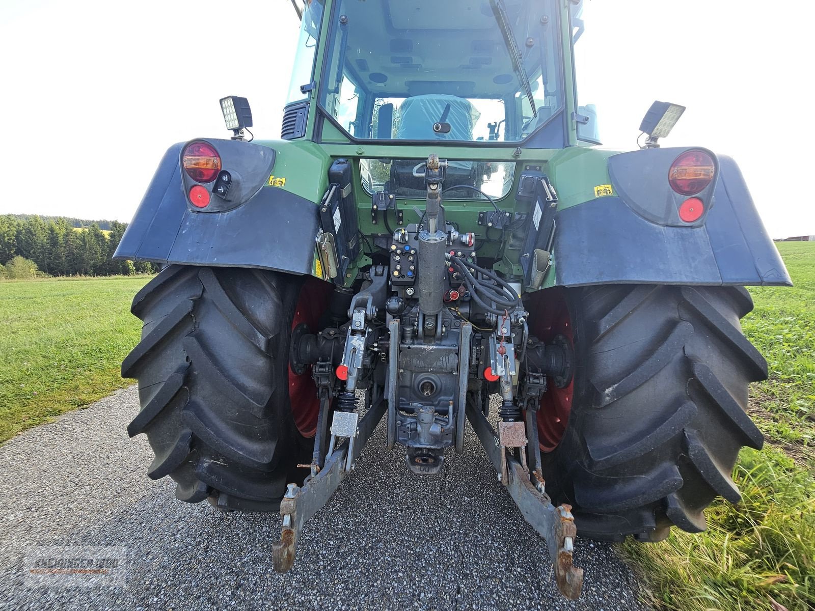 Traktor του τύπου Fendt 413 Vario, Gebrauchtmaschine σε Altenfelden (Φωτογραφία 11)