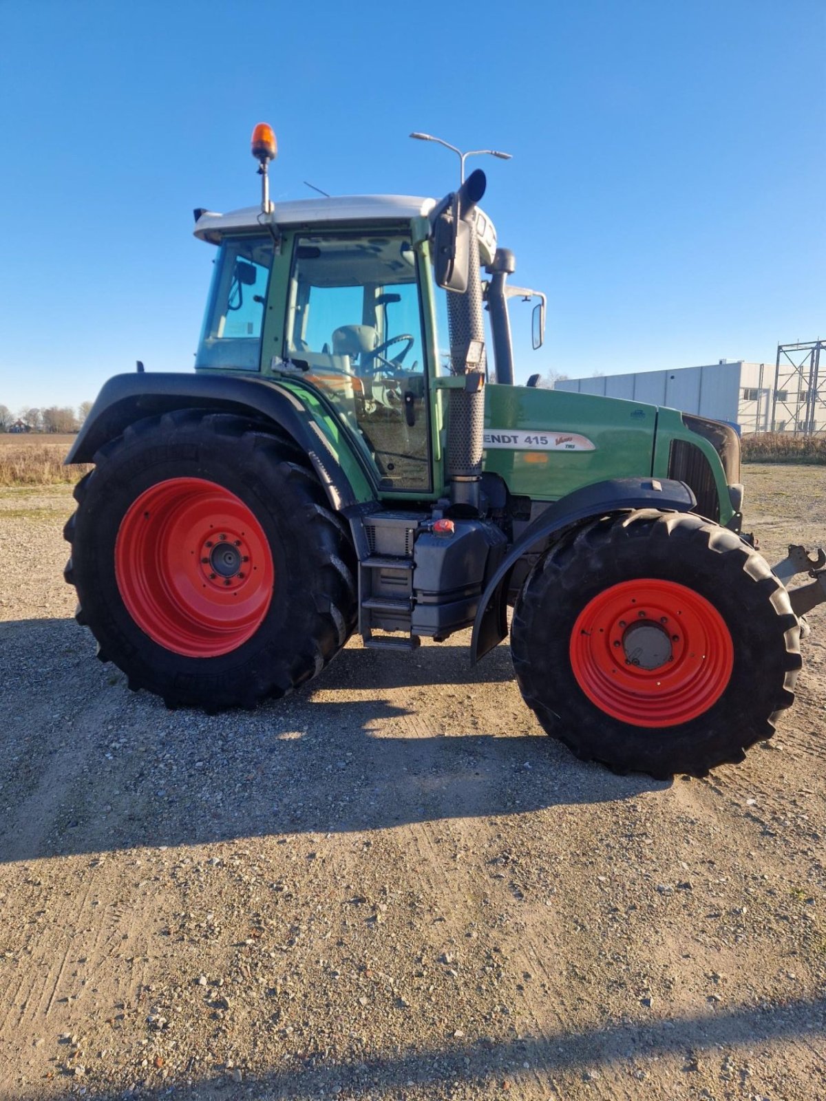 Traktor от тип Fendt 415 tms, Gebrauchtmaschine в ens (Снимка 4)