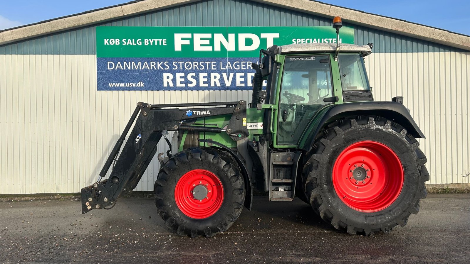 Traktor от тип Fendt 415 VARIO TMS Med Frontlæsser Trima +4.1, Gebrauchtmaschine в Rødekro (Снимка 1)
