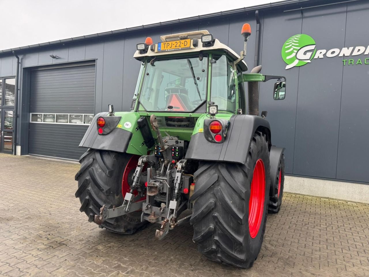 Traktor типа Fendt 415 Vario Tms, Gebrauchtmaschine в Daarle (Фотография 5)