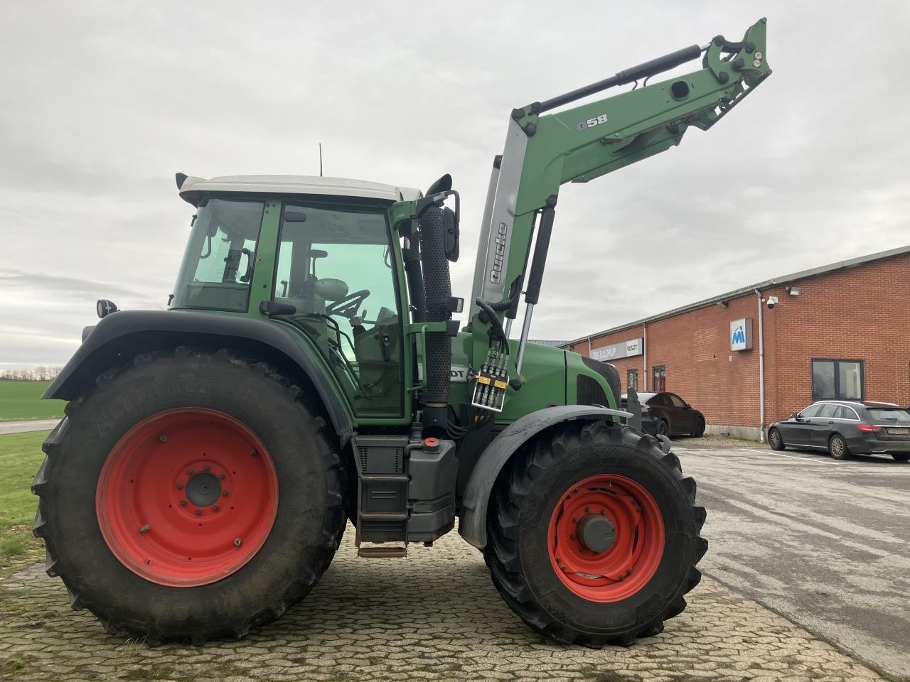 Traktor типа Fendt 415 VARIO TMS, Gebrauchtmaschine в Suldrup (Фотография 9)