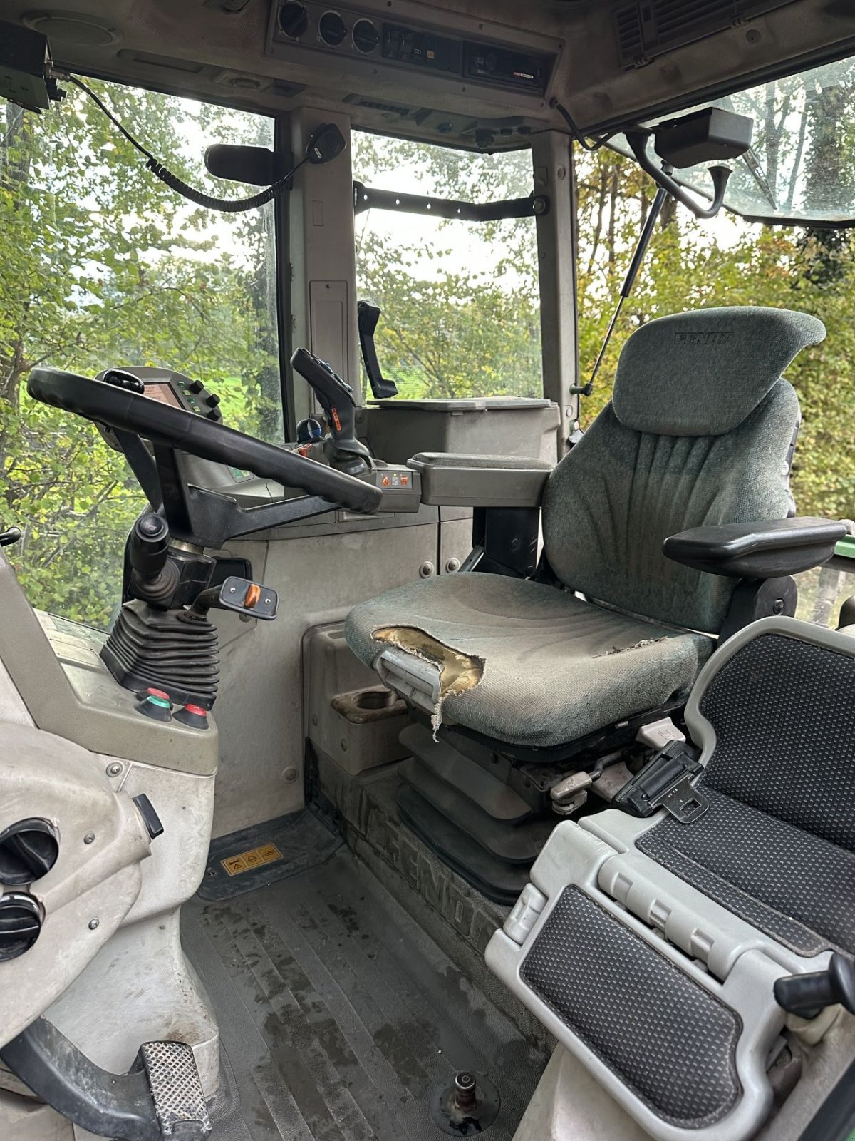 Traktor типа Fendt 415 Vario TMS, Gebrauchtmaschine в Rossum (Фотография 9)