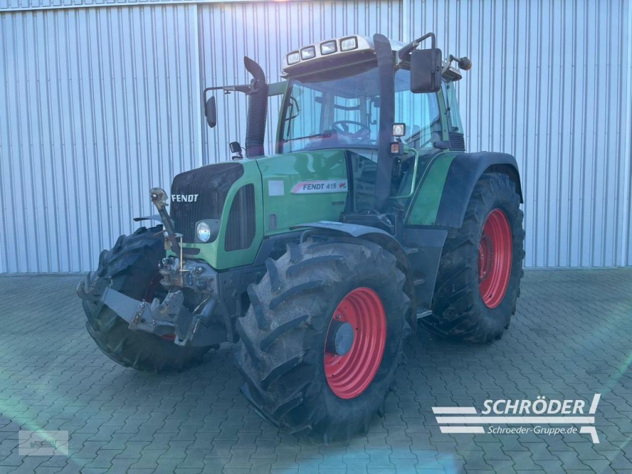 Traktor типа Fendt 415 VARIO TMS, Gebrauchtmaschine в Wildeshausen (Фотография 1)