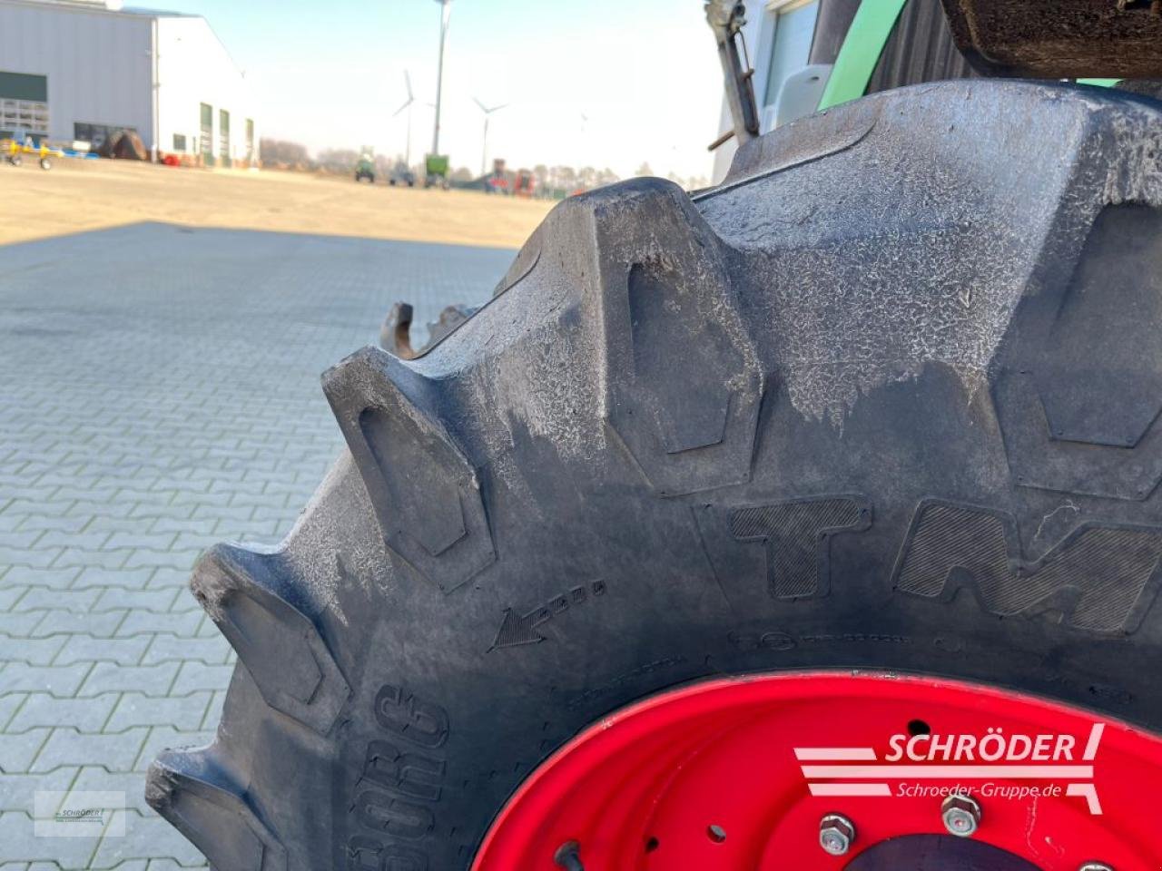 Traktor типа Fendt 415 VARIO TMS, Gebrauchtmaschine в Wildeshausen (Фотография 2)