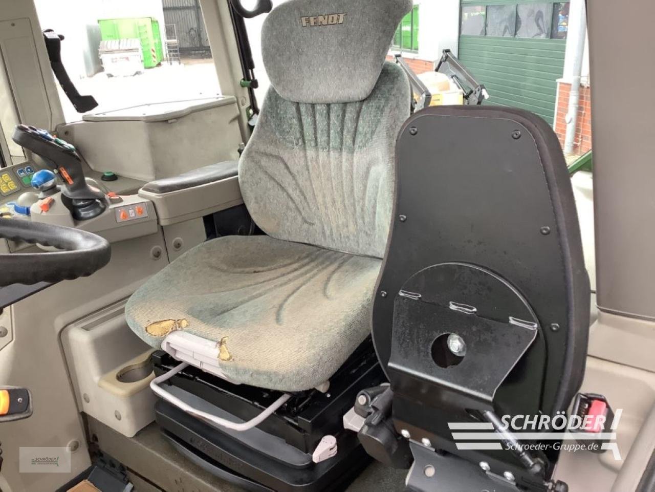 Traktor a típus Fendt 415 VARIO TMS, Gebrauchtmaschine ekkor: Völkersen (Kép 11)