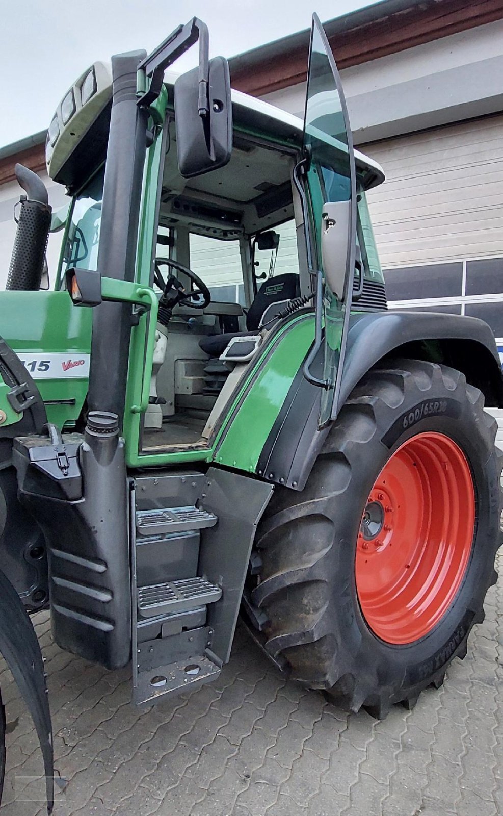 Traktor del tipo Fendt 415 Vario, Gebrauchtmaschine en Kleinlangheim - Atzhausen (Imagen 5)