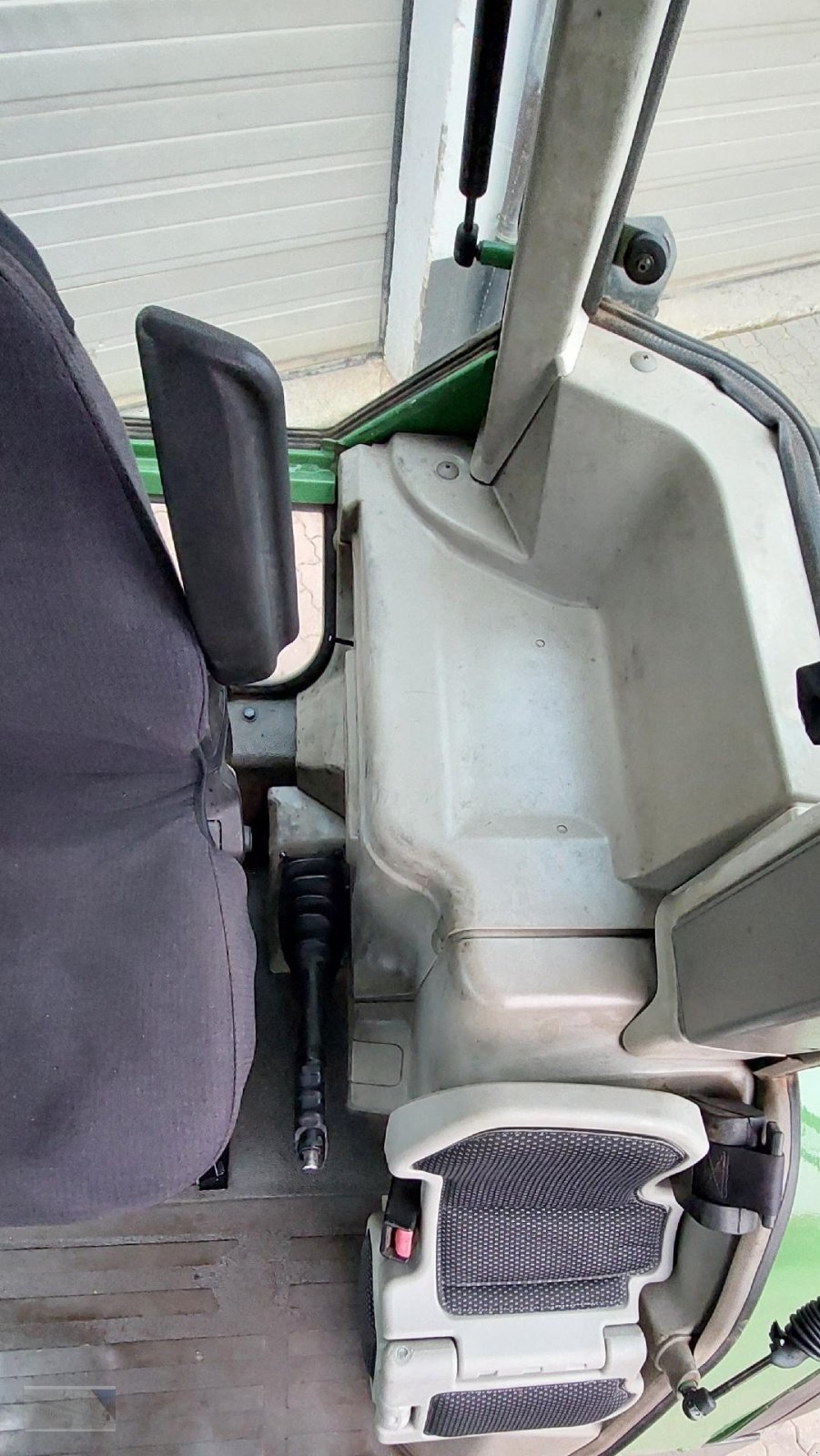 Traktor del tipo Fendt 415 Vario, Gebrauchtmaschine en Kleinlangheim - Atzhausen (Imagen 14)