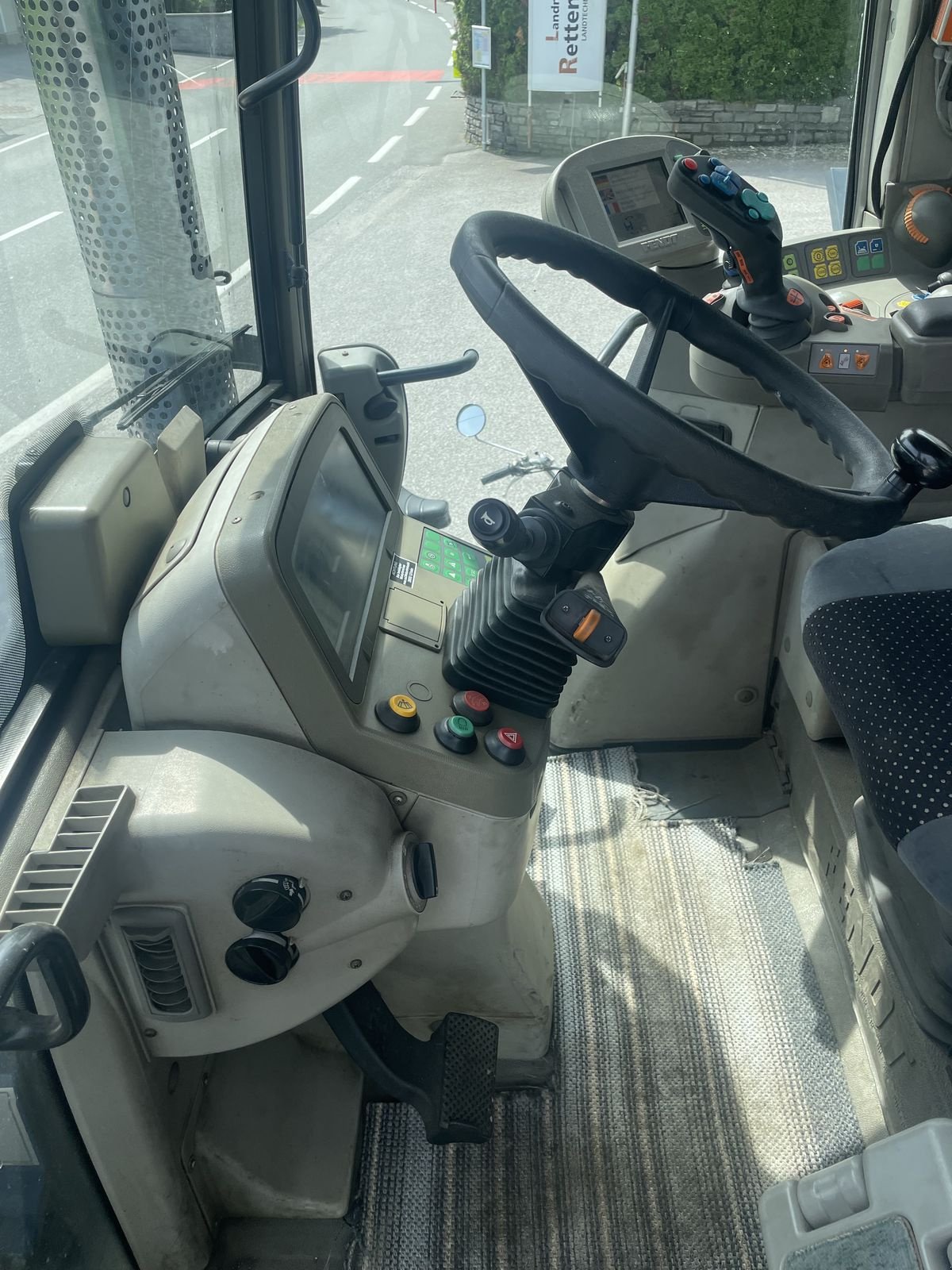 Traktor of the type Fendt 415 Vario, Gebrauchtmaschine in Adnet (Picture 3)