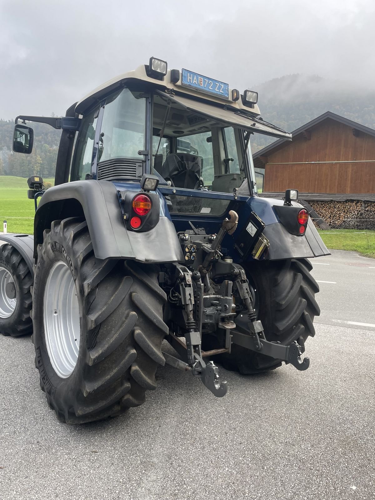 Traktor of the type Fendt 415 Vario, Gebrauchtmaschine in Adnet (Picture 10)