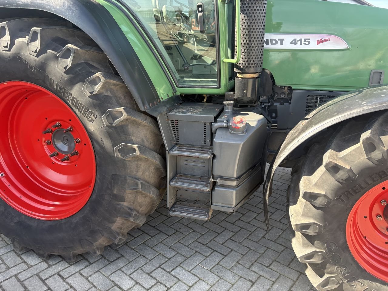 Traktor a típus Fendt 415, Gebrauchtmaschine ekkor: Wapenveld (Kép 5)