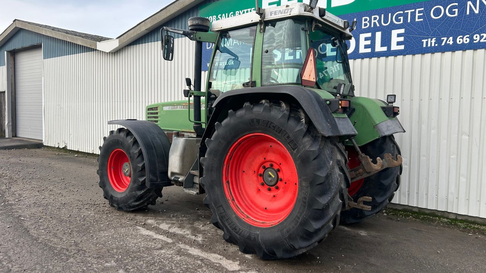 Traktor of the type Fendt 511 C Favorit, Gebrauchtmaschine in Rødekro (Picture 3)